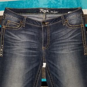 Wrangler Rock 47 33X32